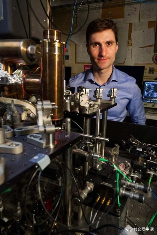 牛津大学物理学家在探索量子计算和技术方面拥有最先进的beecroft实验